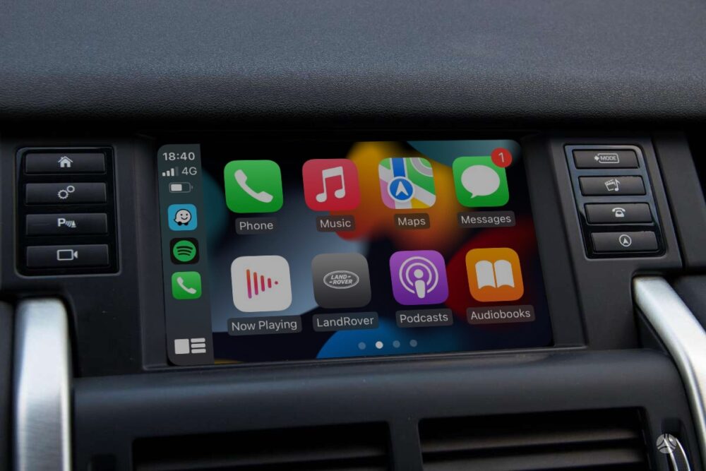 land-rover-discovery-sport-Carplay-Harman