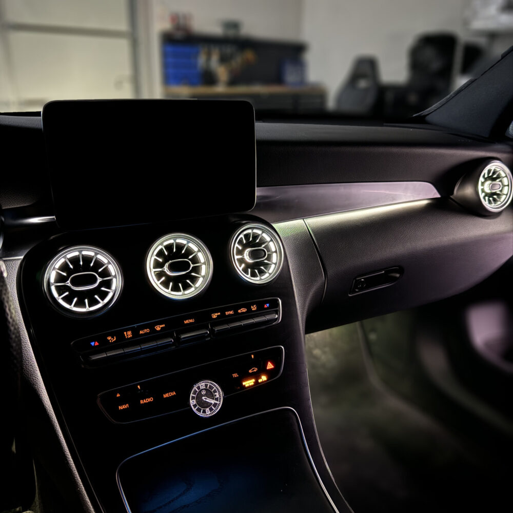 Mercedes central console trim no logo white color