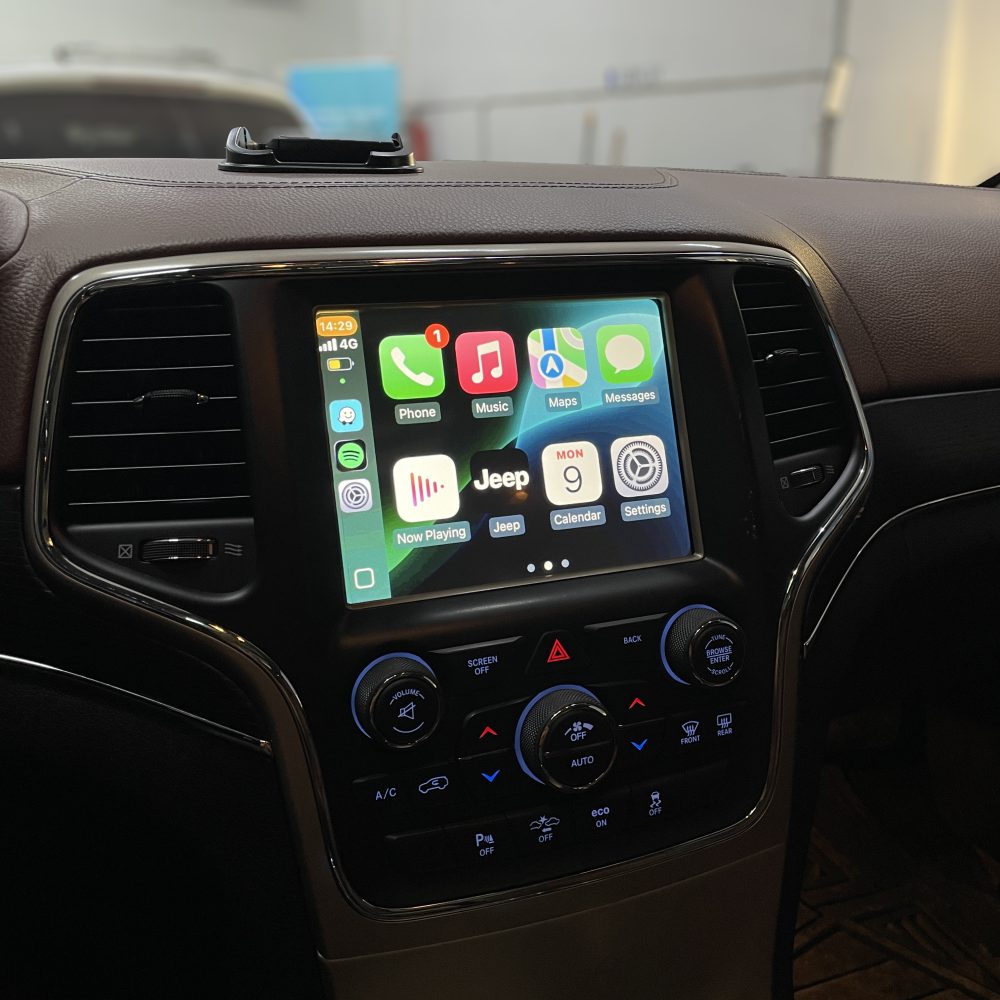 Jeep Apple Carplay modulis 1