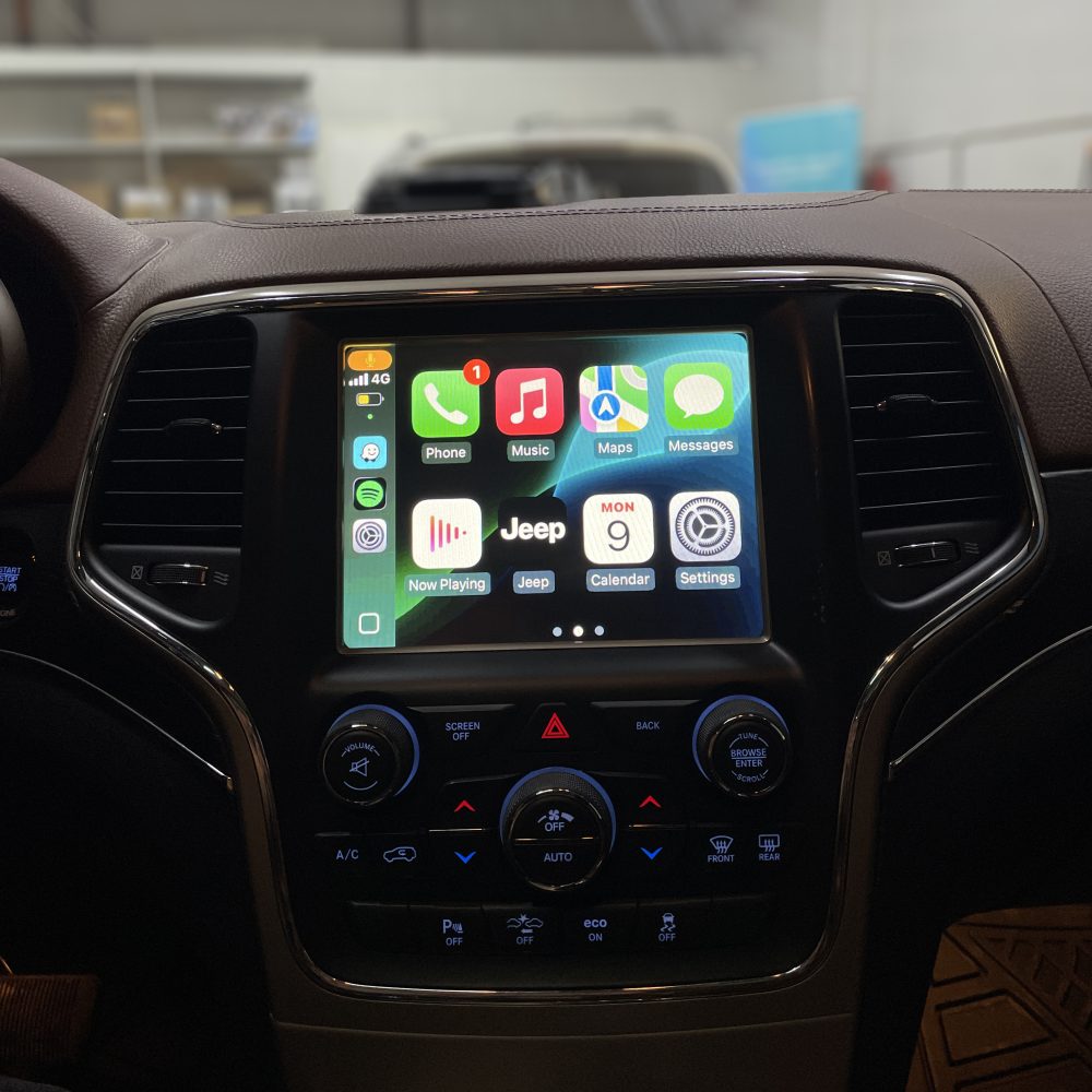 Jeep Apple Carplay modulis