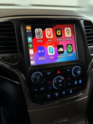 Jeep Dodge Chrysler Apple Carplay Android Auto Integracija orginaliai Uconnect sistemai
