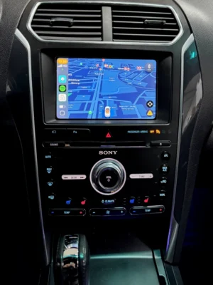 Lexus IS 2015 waze