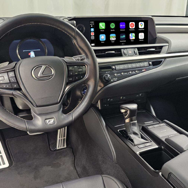 Lexus ES Apple carplay module integrated in original head unit allows you to use various apps