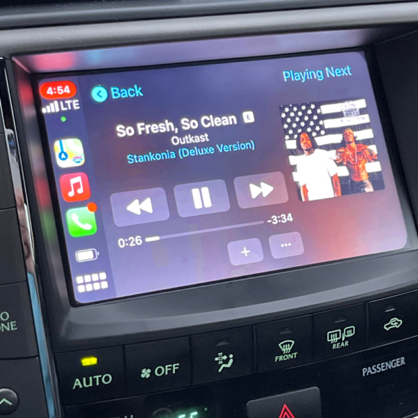 Listen to music from your phone apps and see video on the original multimedia display with built-in Apple Carplay and Android Auto